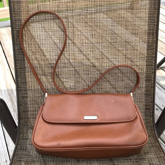 Liz Claiborne shoulder purse - Picture 1 of 9